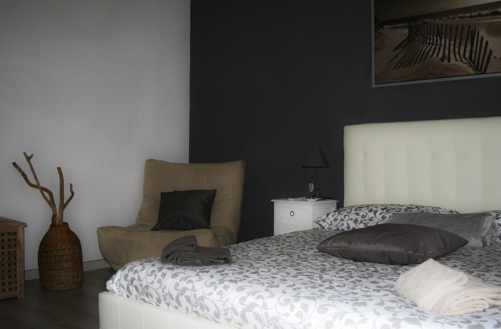 T T House Villa Специя Екстериор снимка